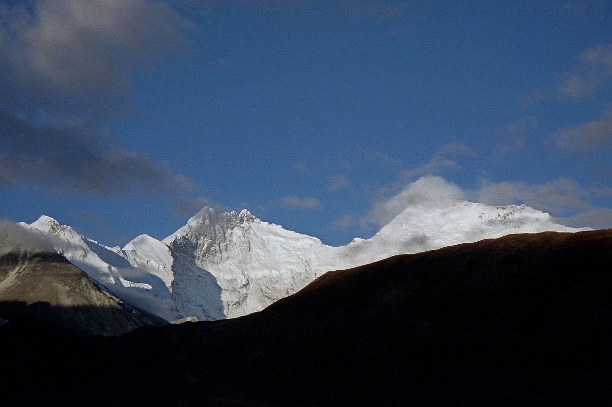 12 02 Lhotse And Everest Kangshung East Faces From Hoppo Camp Early Morning